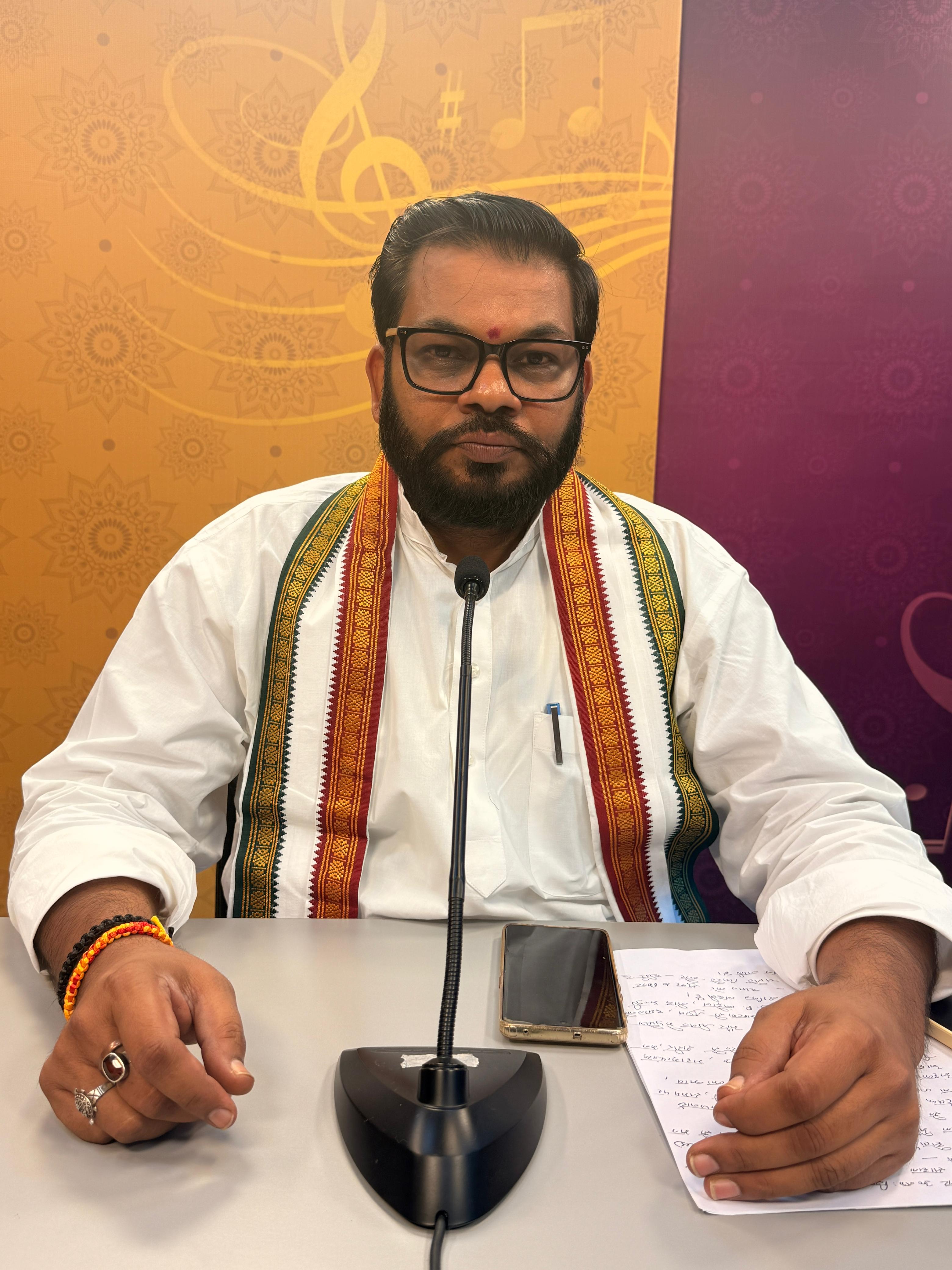 Acharya Manoj Gautam